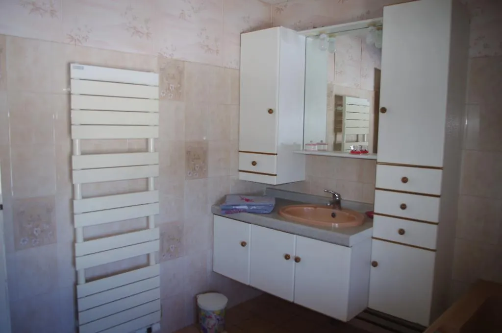 Holiday home Gite Des Clarines Saint-Andeol