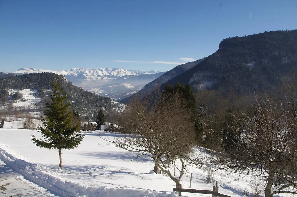 Holiday home Gite Des Clarines Saint-Andeol